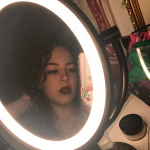 Meet your Posher, Emma